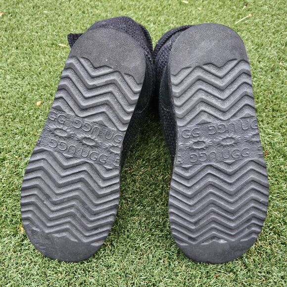 UGG Australia Classic Cardy Knit Boot Womens Size 8 Wool Black Buttons Fold Over - Picture 9 of 14